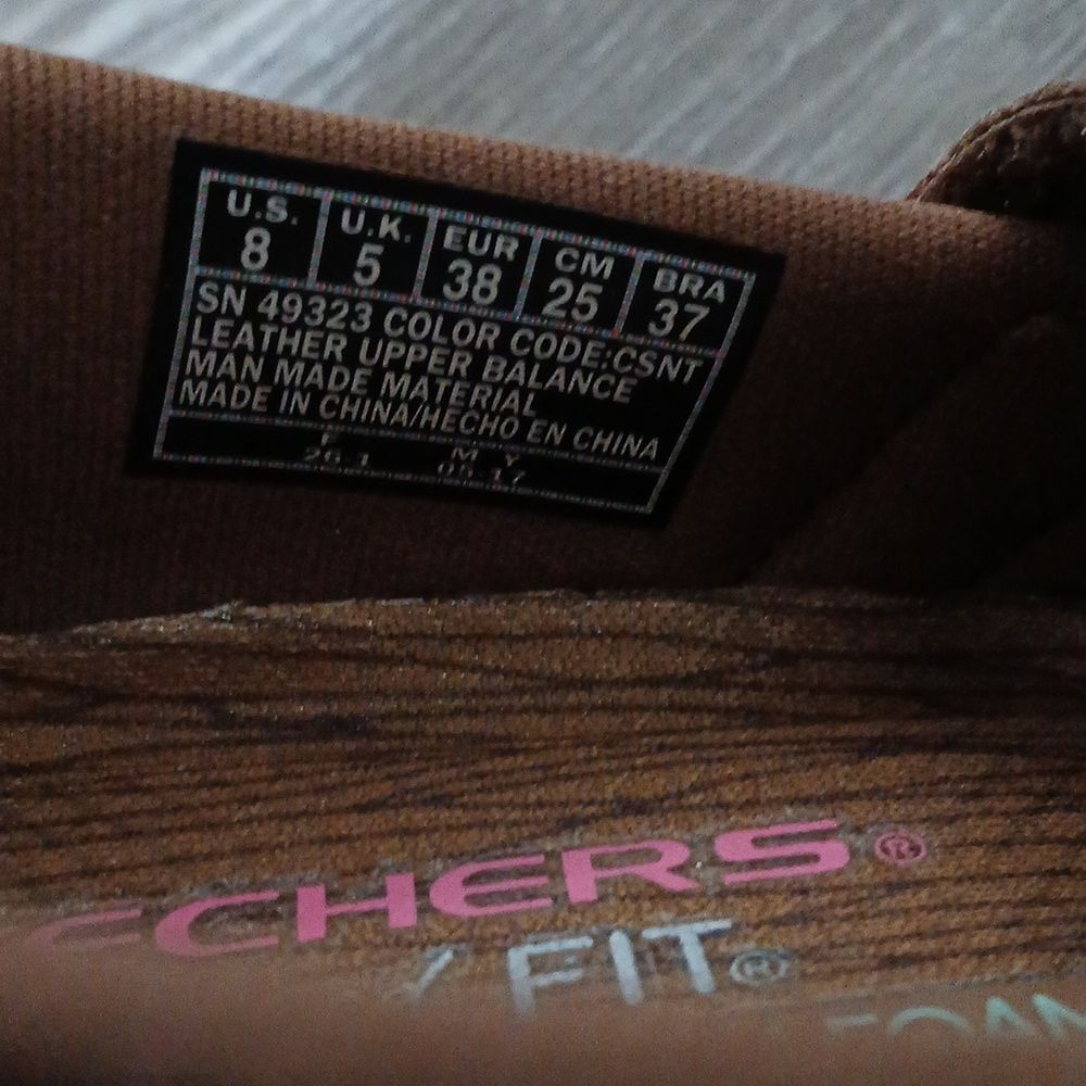 Skechers Relaxed Fit Air Cooled Memory Foam leather Mary Jane shoes Sz 8 NWT - Picture 9 of 9